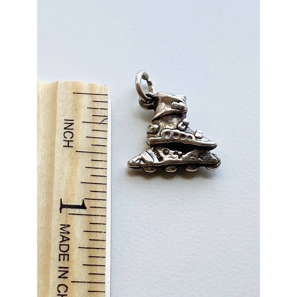 Vintage Sterling Silver Charm Roller skate Rollerblade 925 For Bracelet - Picture 5 of 6